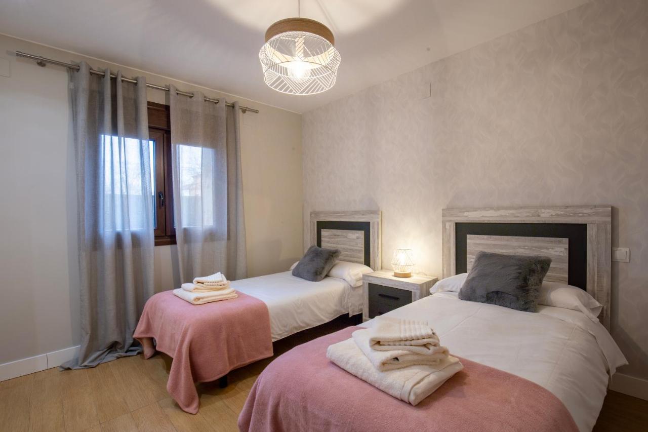 Casa Rural La Nava De Tizneros ภายนอก รูปภาพ