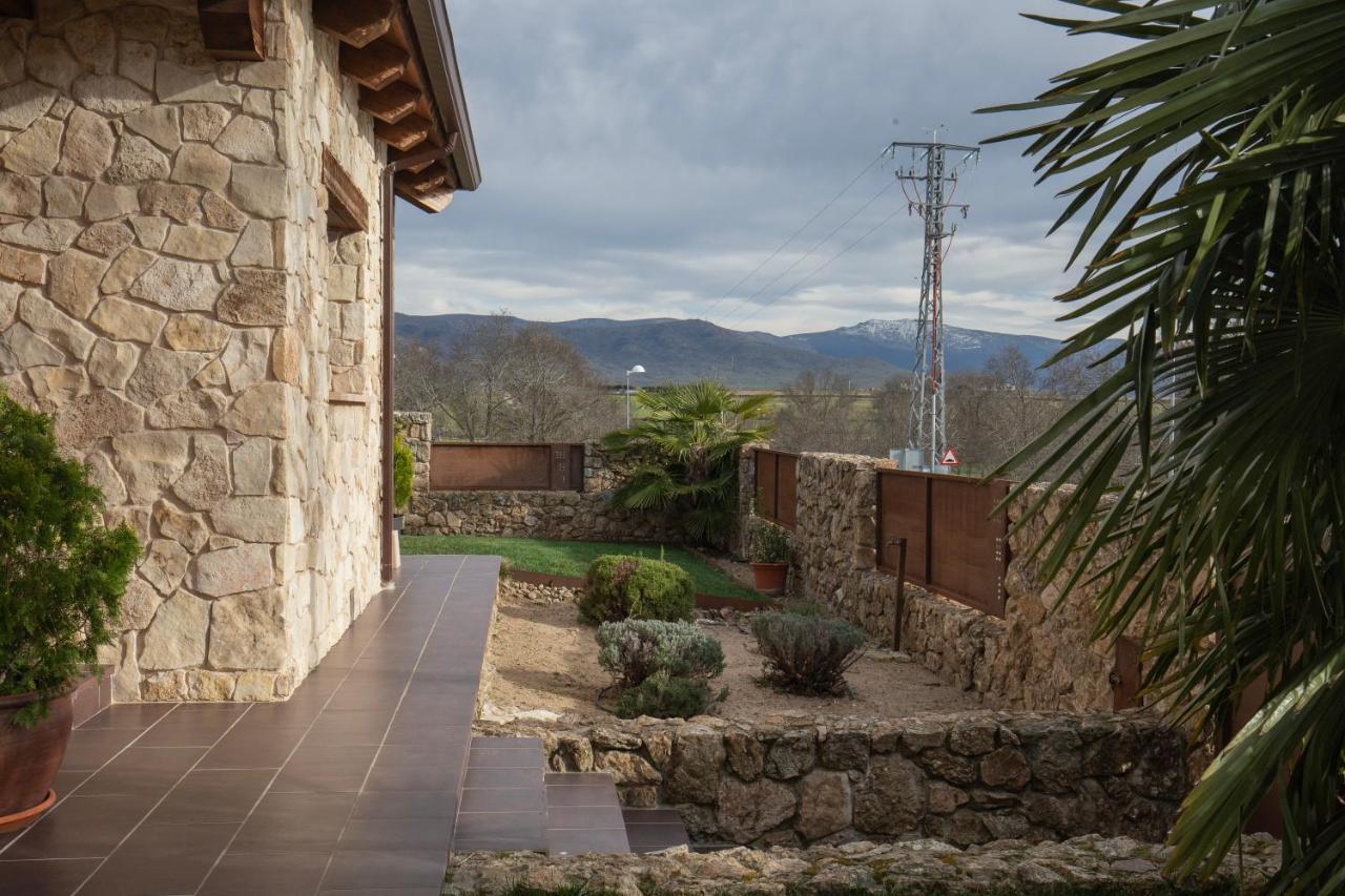 Casa Rural La Nava De Tizneros ภายนอก รูปภาพ
